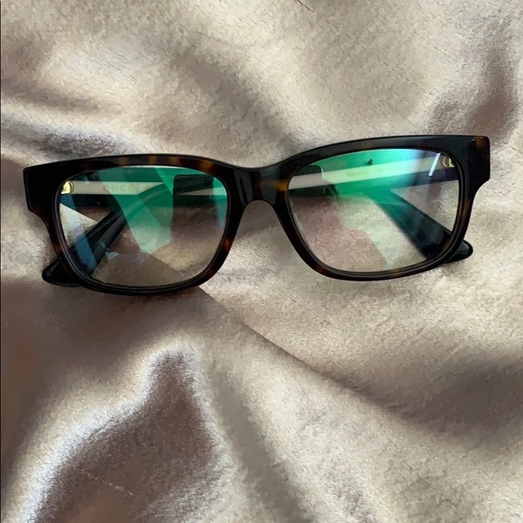 Gucci glasses